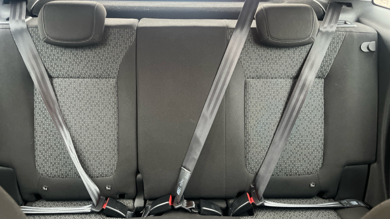 Vauxhall Crossland X 1.2T ecoTec [110] SE Nav 5dr [6 Speed] [S/S] Petrol Hatchback